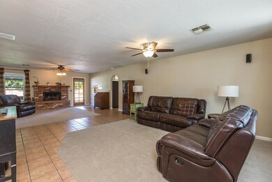 7) LIVING/FAMILY ROOM