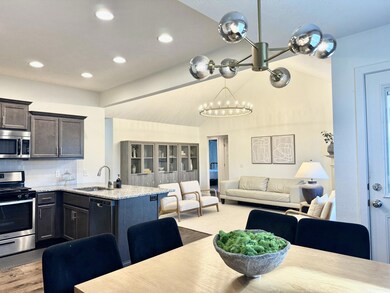 7) 43325-663408d483df2