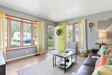 1975 Ward Rd, Columbus, OH 43224 - photo 7