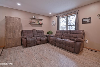 715 N 4th St, Grand Forks, ND 58203 - photo 3