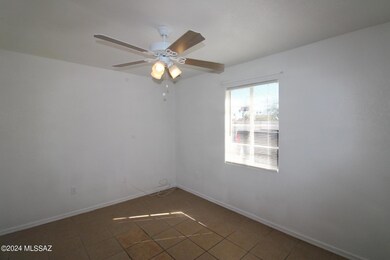 3365 N Stone Ave unit B, Tucson, AZ 85705 - photo 4