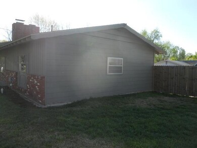 214 W Park St, Nixa, MO 65714 - photo 3
