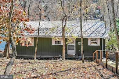 1503 Wynonah Dr, Auburn, PA 17922 - photo 2