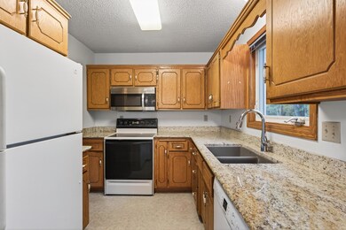 7603 19th St N, Saint Paul, MN 55128 - photo 7