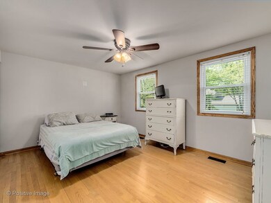 83 Foxcroft Rd, Naperville, IL 60565 - photo 3