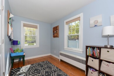 724 Salisbury St, Worcester, MA 01609 - photo 6