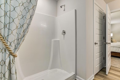 11-web-or-mls-2661 Lake Silver Road-10
