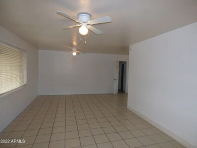 3026 N 39th Dr, Phoenix, AZ 85019 - photo 7