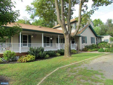 2003 Farmington Ave, Pottstown, PA 19464 - photo 2