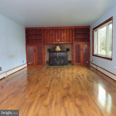 7290 Angle Rd, Chambersburg, PA 17202 - photo 5