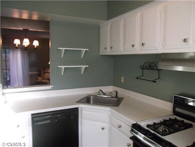 Kitchen - Bright Kitchen with pass thru to living/