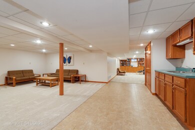 407 Woodland Hills Rd, Batavia, IL 60510 - photo 2