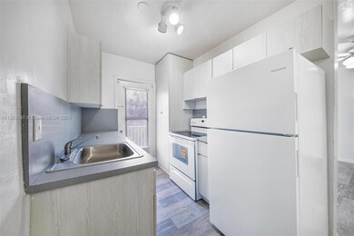 7271 Gary Ave unit 22, Miami Beach, FL 33141 - photo 6