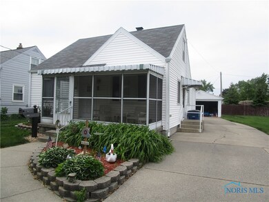 2723 114th St, Toledo, OH 43611 - photo 2