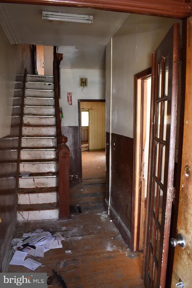 1346 N 29th St, Philadelphia, PA 19121 - photo 2