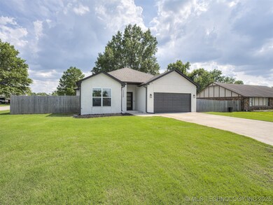 20988 E 35th St S, Broken Arrow, OK 74014 - photo 4