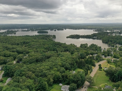 27 Douglas Rd, Webster, MA 01570 - photo 2