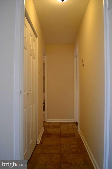 2051 Royal Fern Ct unit 22A, Reston, VA 20191 - photo 7