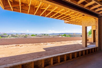 2137 Topaz Way-008