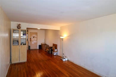 87-40 Francis Lewis Blvd unit A76, Queens Village, NY 11427 - photo 4