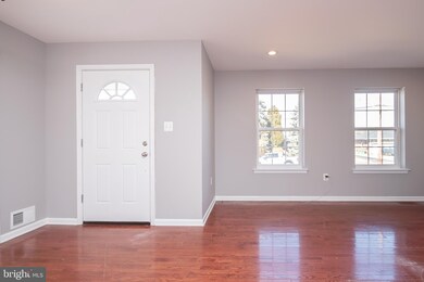 124 7th Ave, Folsom, PA 19033 - photo 2