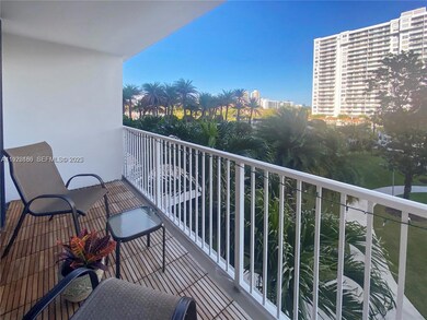Admirals Port East Condominiums unit 310W, Aventura, FL 33160 - photo 5