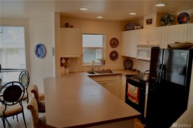 5008 Freeport Ln unit A, Mukilteo, WA 98275 - photo 3