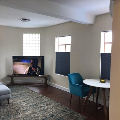 121 1/2 S 2nd St unit 1, Rogers, AR 72756 - photo 4