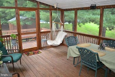 15520 Norman Dr, North Potomac, MD 20878 - photo 6