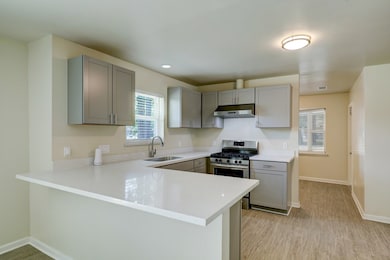 6002 Pate Rd, Houston, TX 77016 - photo 7