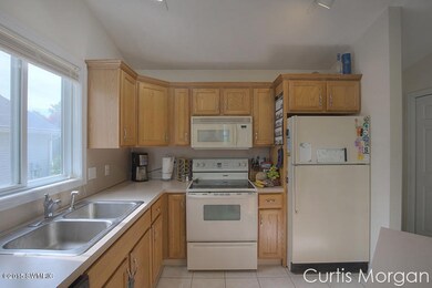 1435 Wakely St NE, Grand Rapids, MI 49505 - photo 5