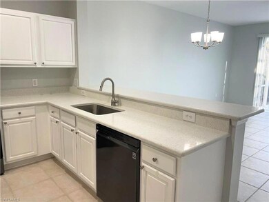 839 Hampton Cir unit 149, Naples, FL 34105 - photo 6