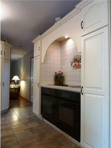 9130 Kings Hwy, East Greenville, PA 18041 - photo 3