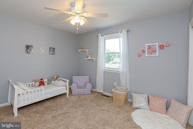 1192 Dickerson Rd, North Wales, PA 19454 - photo 5