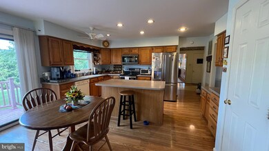 68 Holstein Ln, Toms Brook, VA 22660 - photo 6