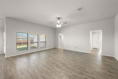 404 Falcon Way, Azle, TX 76020 - photo 6