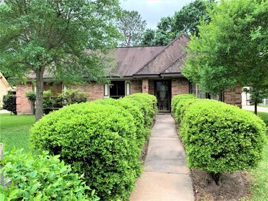 15815 Ridge Park Dr, Houston, TX 77095 - photo 2