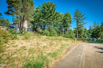 1801 NW Cedar St, Waldport, OR 97394 - photo 3