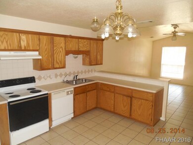 1212 Walt Morgan Cir, Copperas Cove, TX 76522 - photo 7