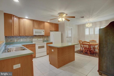 221 Lantern Ln, Chambersburg, PA 17201 - photo 6