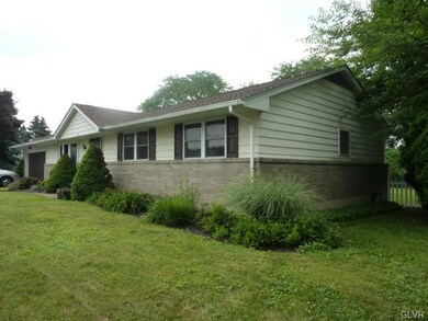 1540 Cherry Ln, Macungie, PA 18062 - photo 3