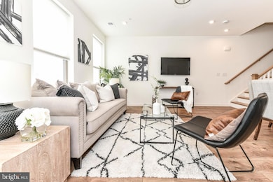 45922 Swallow Terrace, Countryside, VA 20165 - photo 4