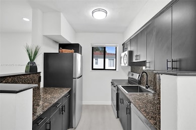 11643 NE 11th Place unit 2, Biscayne Park, FL 33161 - photo 5