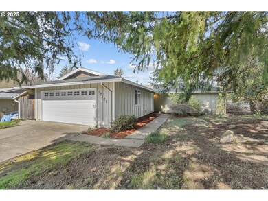 17125 SW Sugar Plum Ln, Beaverton, OR 97007 - photo 3