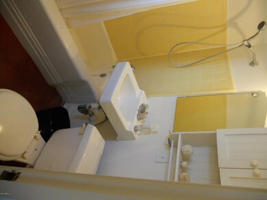 2016-GH E Lee St unit GH, Tucson, AZ 85719 - photo 5