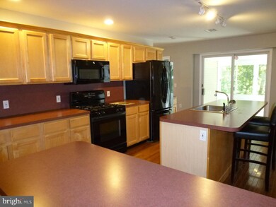 319 Center St, Manahawkin, NJ 08050 - photo 7
