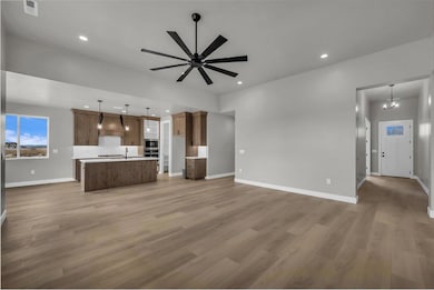 2433 N Locust St, Cedar City, UT 84721 - photo 2