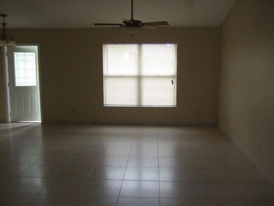 940 SW Abingdon Ave - Listing Pics (4)