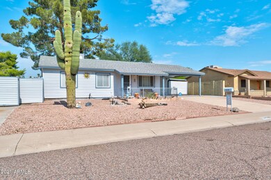 4-web-or-mls-14439 N 32nd Pl-4