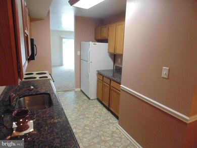 1663 Langley Dr unit 9, Hagerstown, MD 21740 - photo 3